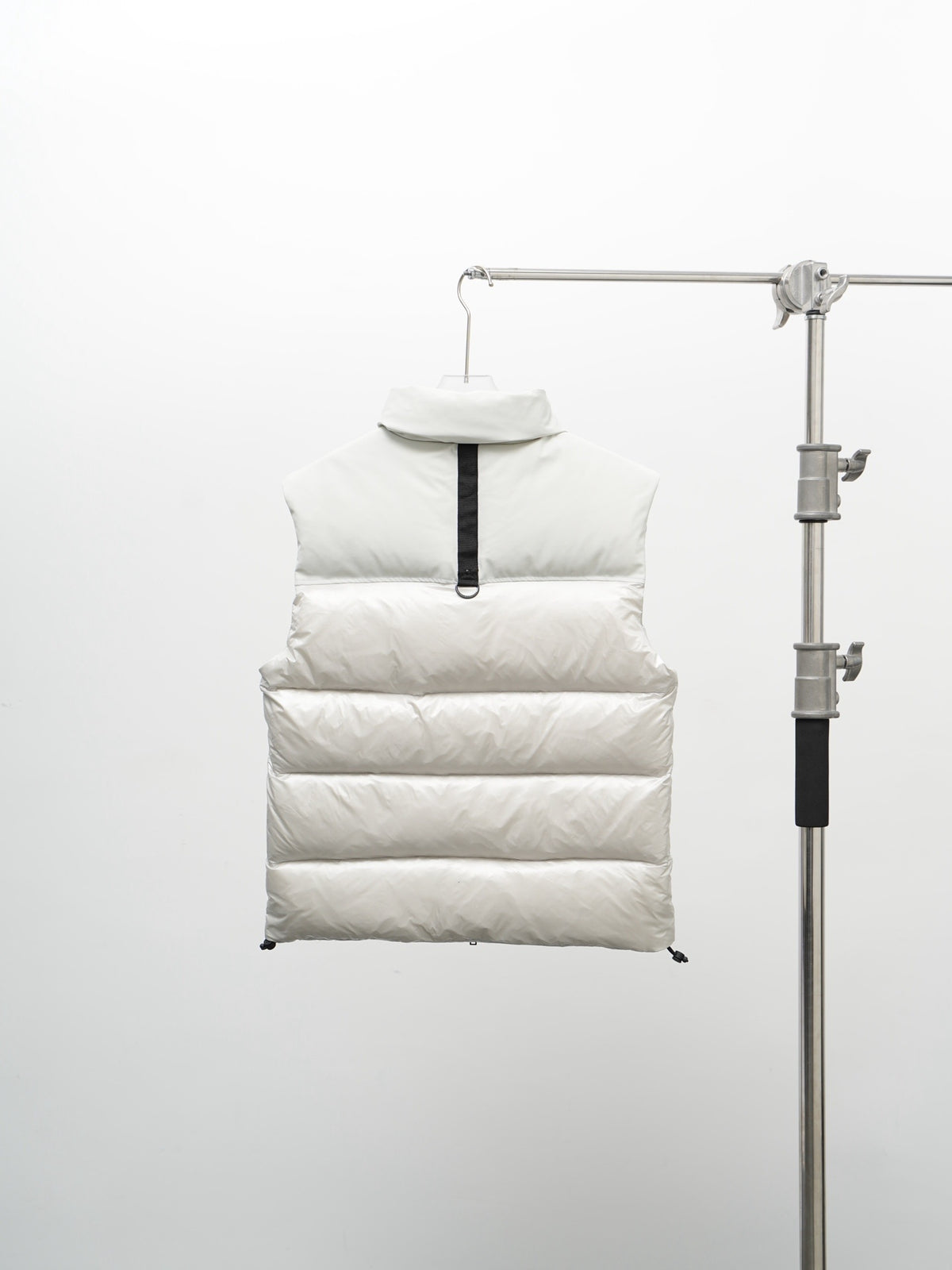 Moose Knuckles Unisex Stand-Collar Puffer Vest