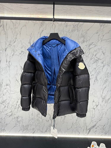 Moncler F055 Unisex Stand-Collar Puffer Jacket in Black