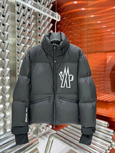 Moncler Verdons Stand-Collar Puffer Jacket with Graphic Back