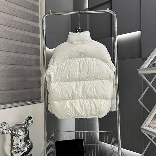 The North Face 90s-Inspired Stand-Collar Puffer Jacket in White