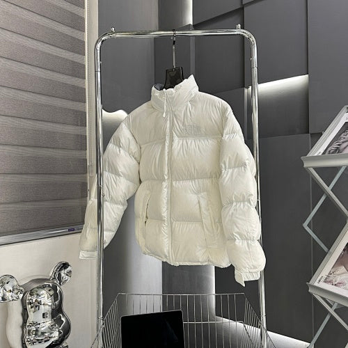 The North Face 90s-Inspired Stand-Collar Puffer Jacket in White