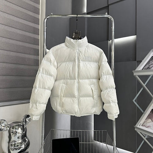 The North Face 90s-Inspired Stand-Collar Puffer Jacket in White