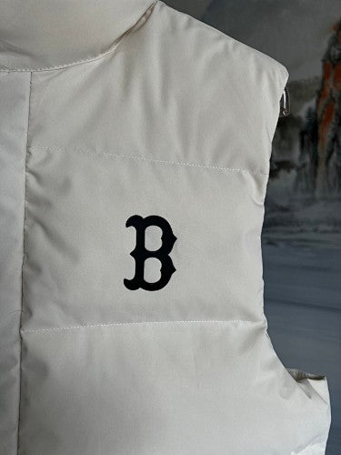 MLB Boston Red Sox Unisex Stand-Collar Puffer Vest in White