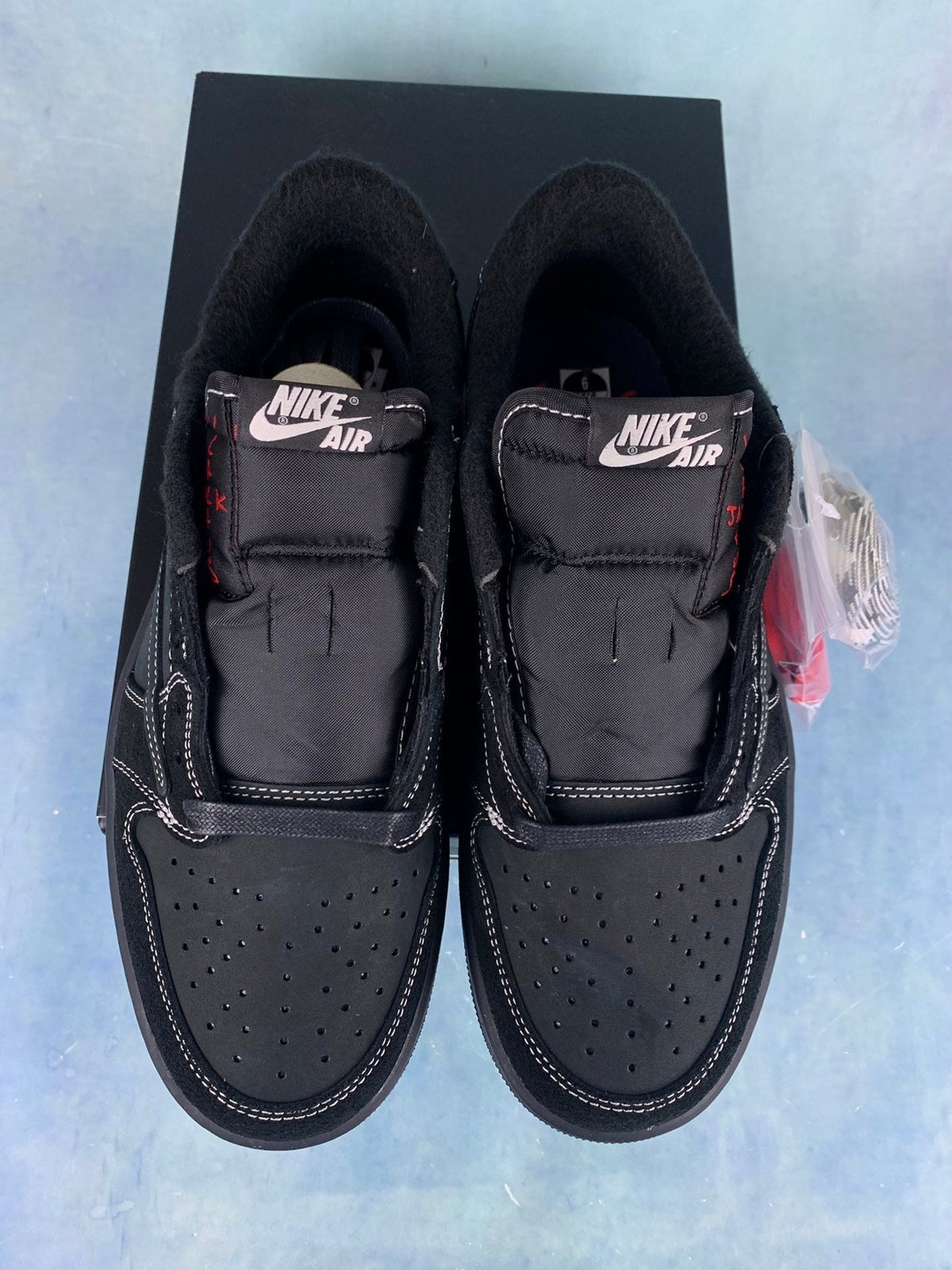 Air Jordan 1 Low Black Phantom TS Style 42 Unisex Sneakers