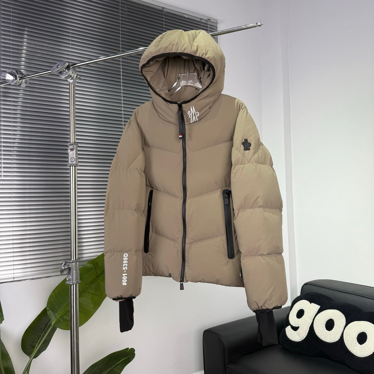 Moncler Grenoble Arcesaz Hooded Puffer Jacket – Beige