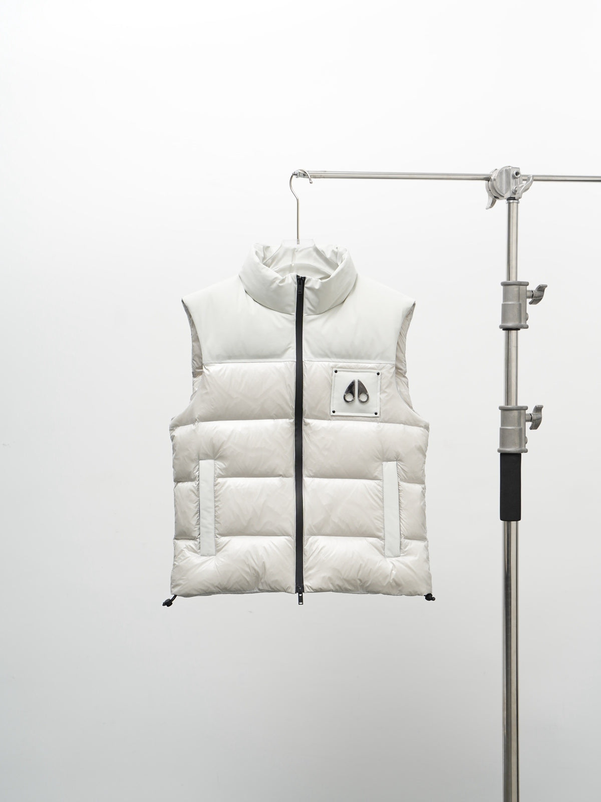 Moose Knuckles Unisex Stand-Collar Puffer Vest