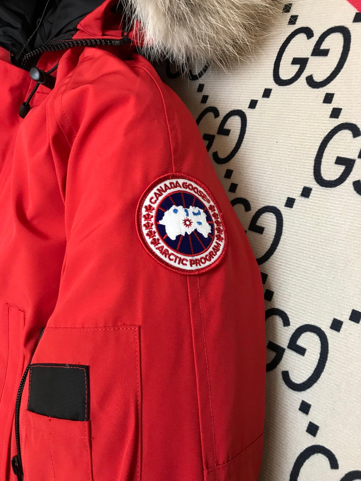 Canada Goose Chilliwack Hooded Bomber Jacket in Red