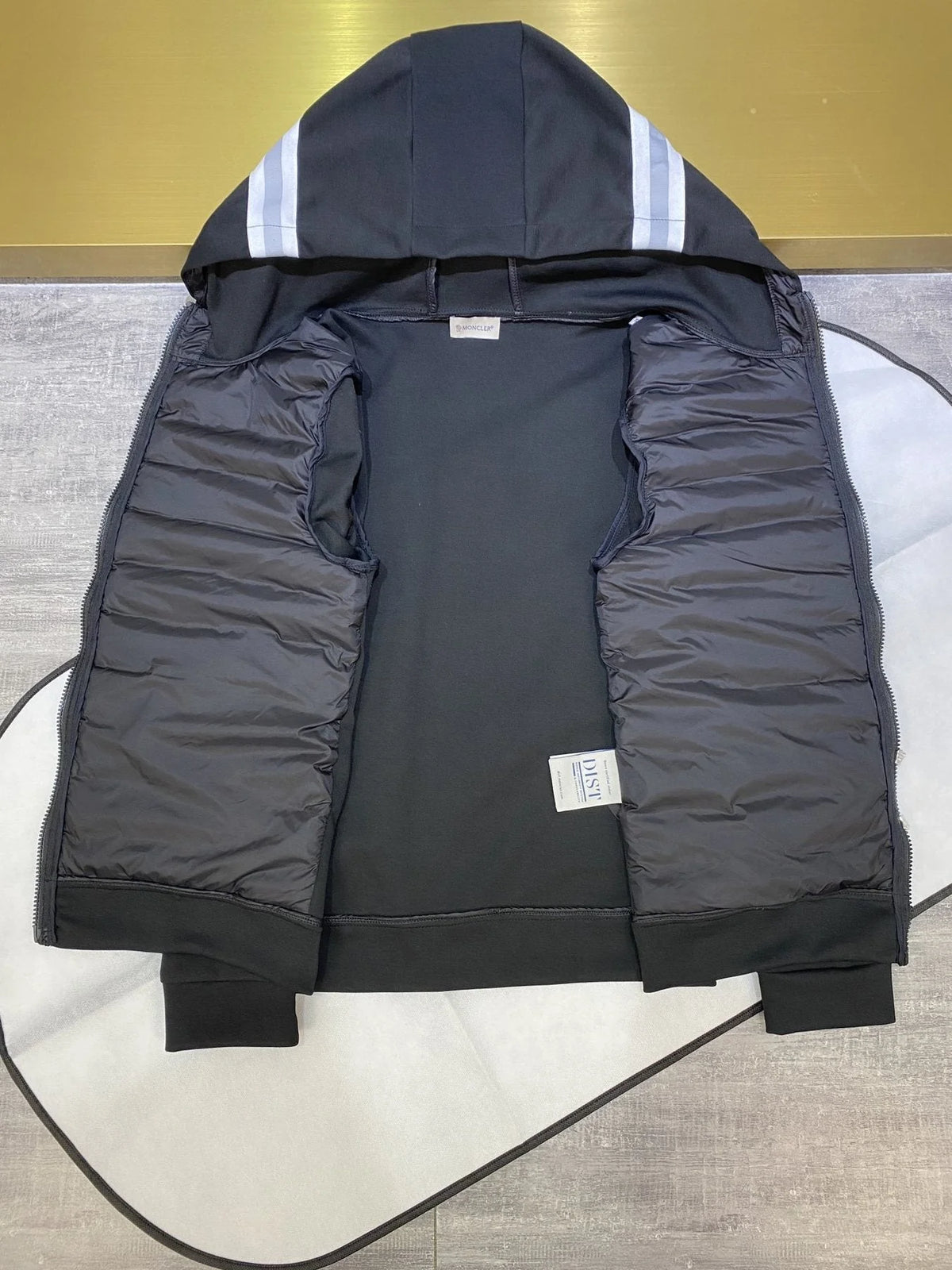 Moncler Quilted-Front Hooded Knit Jacket in Black