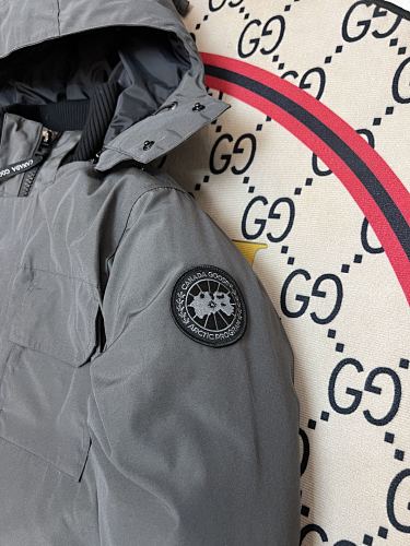 Canada Goose Unisex Hooded Utility Parka with Flap Pockets