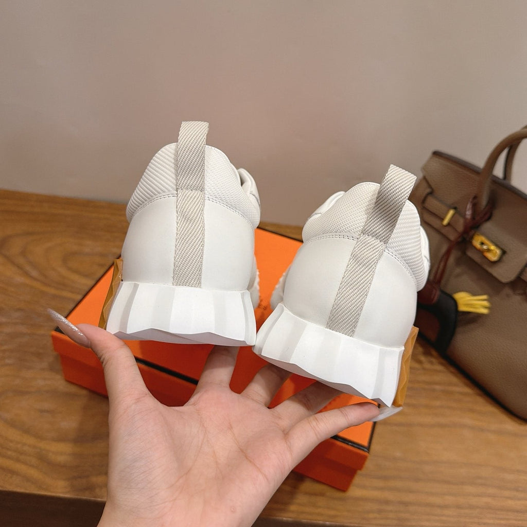 Hermès White Textured Low-Top Sneakers