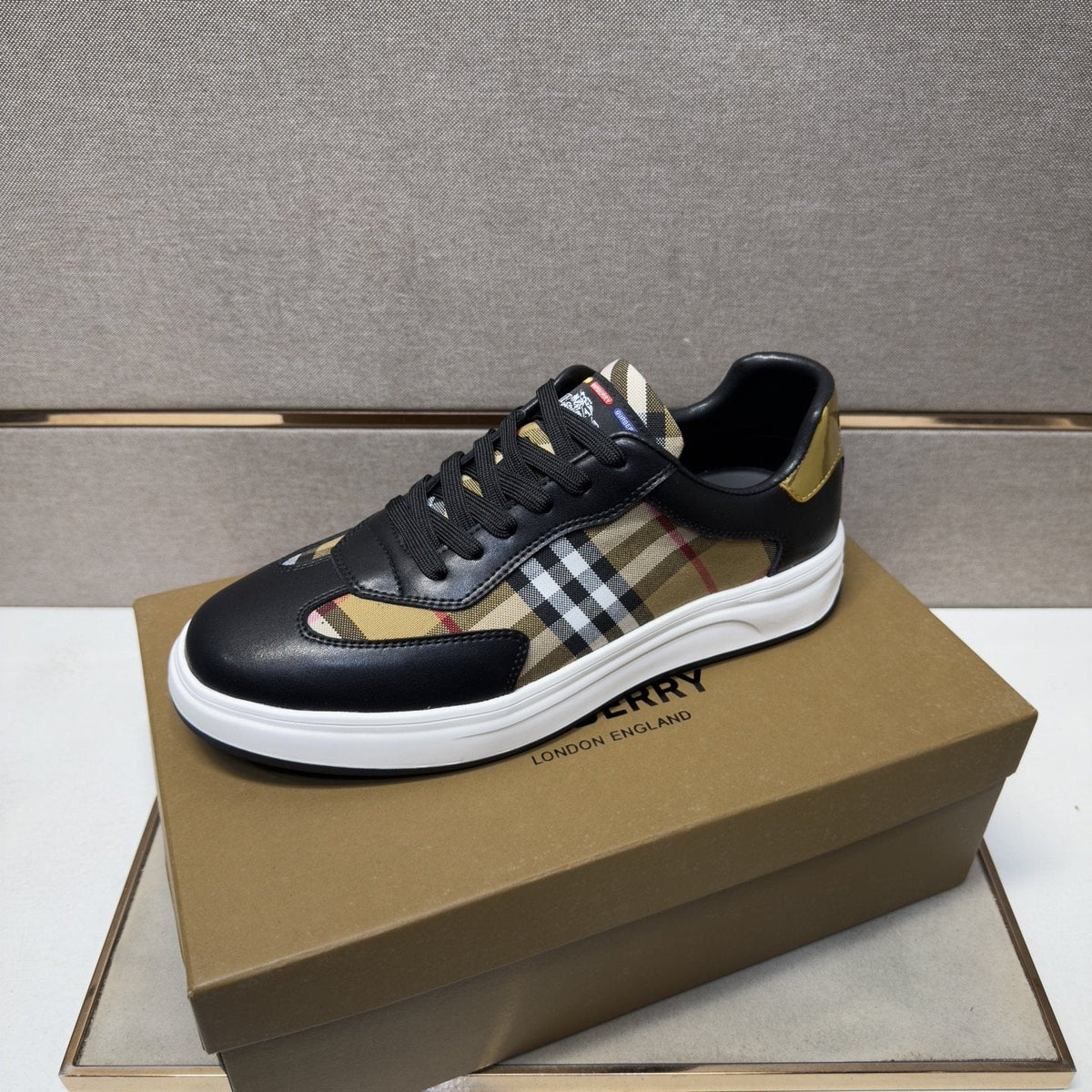 Burberry Plaid-Panel Low-Top Sneakers