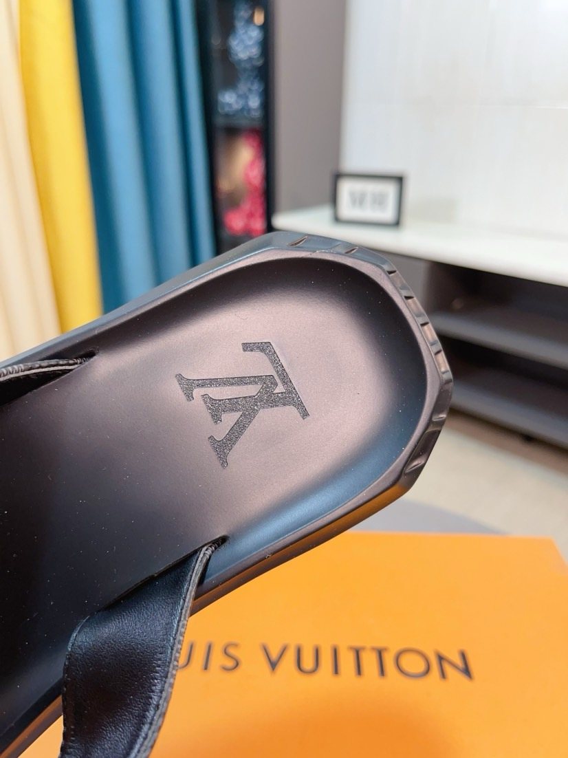 Louis Vuitton Dark Brown Check Thong Sandals